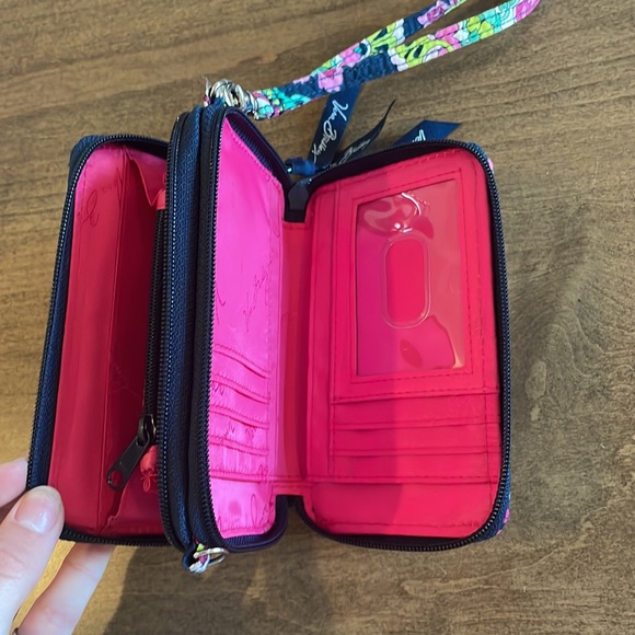 Vera Bradley wristlet - Picture 3 of 3